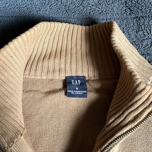 GAP Oatmeal Quarter Zip Sweater - Picture 5 of 8